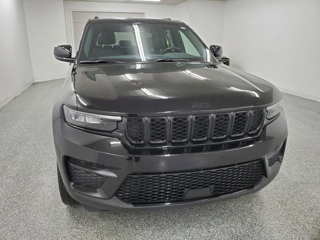 2022 Jeep Grand Cherokee Altitude