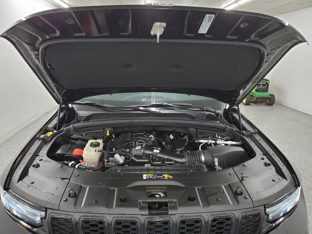 2022 Jeep Grand Cherokee Altitude