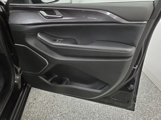 2022 Jeep Grand Cherokee Altitude