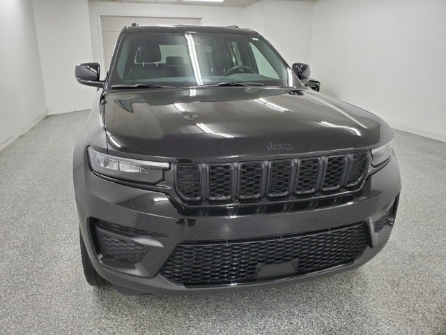 2022 Jeep Grand Cherokee Altitude