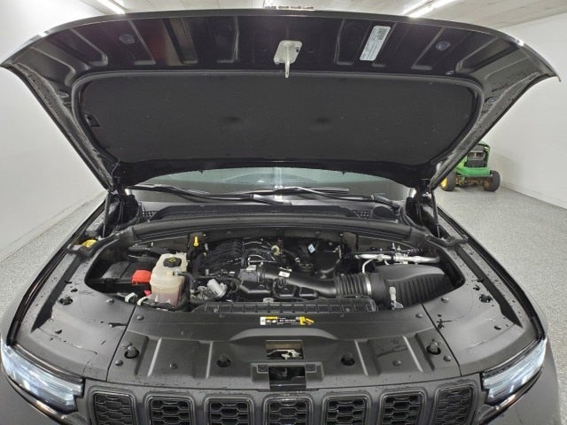 2022 Jeep Grand Cherokee Altitude