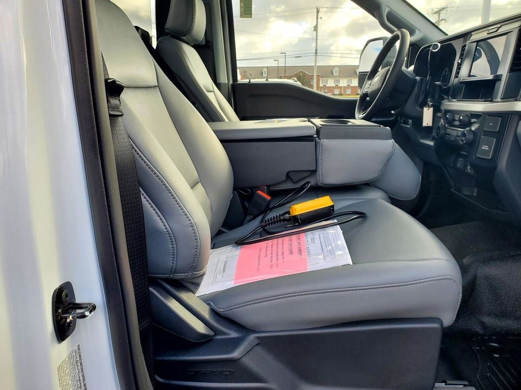 2025 Ford F-350SD XL DRW