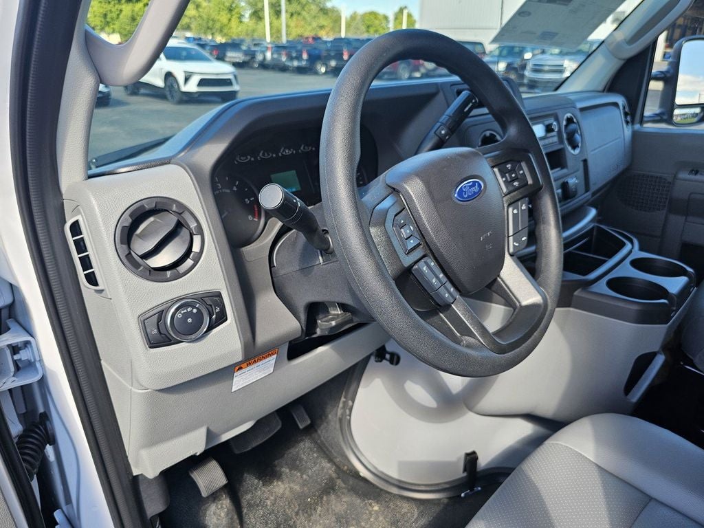 2027 Ford E-350SD Base Cutaway