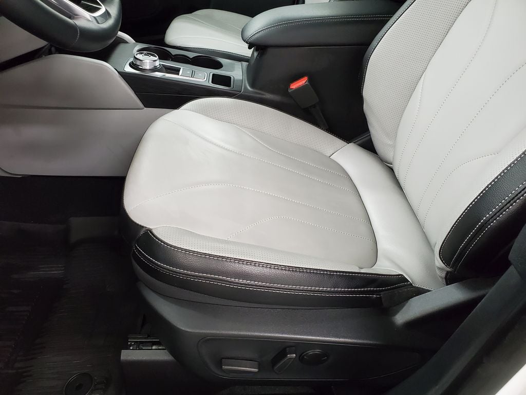 2025 Ford Escape Hybrid Platinum