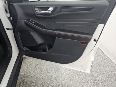 2025 Ford Escape ST-Line Elite