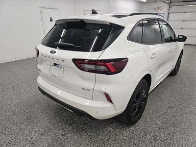 2025 Ford Escape ST-Line Elite