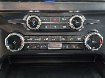 2027 Ford F-350SD Lariat