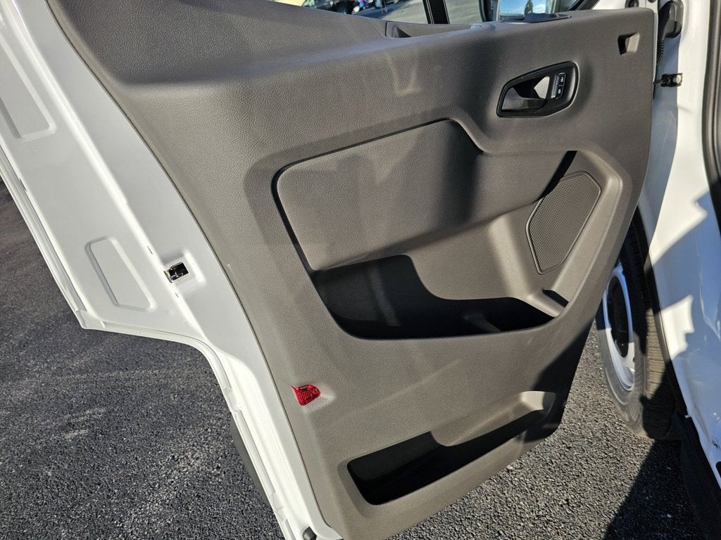 2027 Ford Transit-250 Base