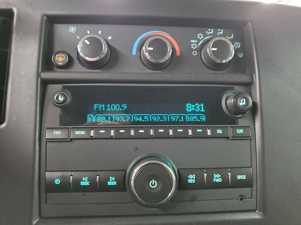 2022 Chevrolet Express 3500 LS Passenger