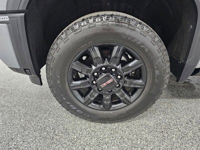 2025 GMC Sierra 2500HD AT4