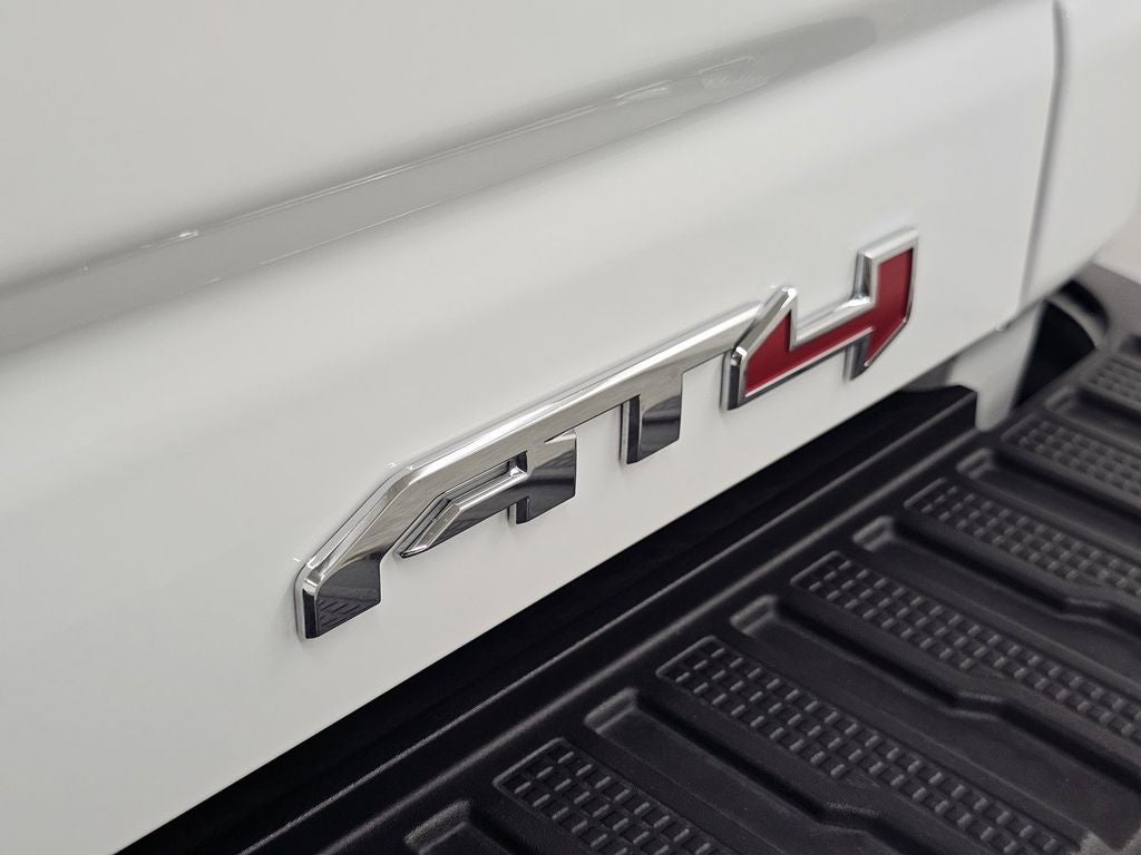 2026 GMC Sierra 2500HD AT4