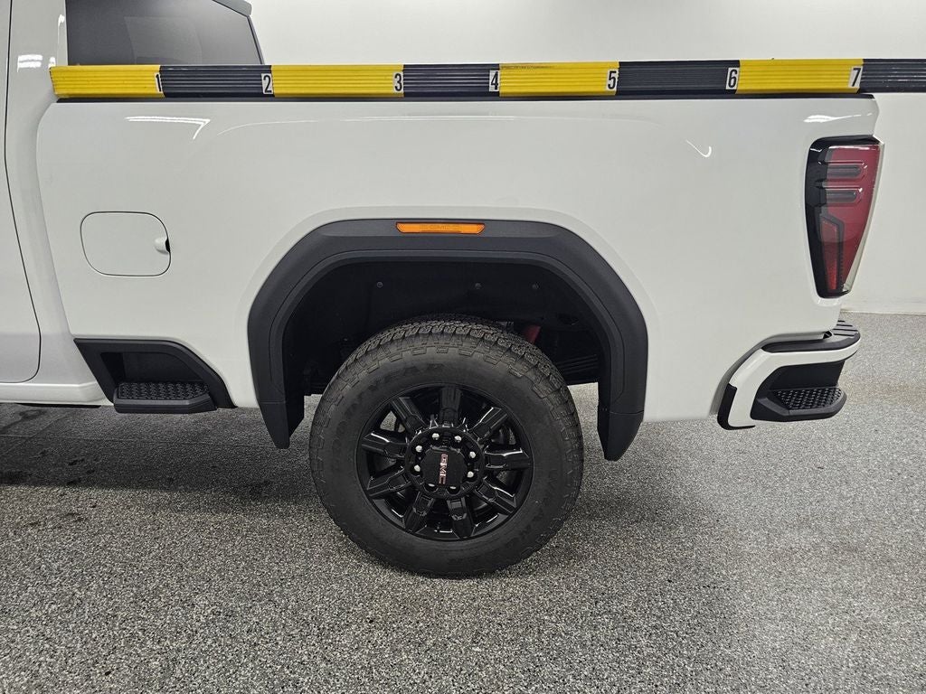 2026 GMC Sierra 2500HD AT4