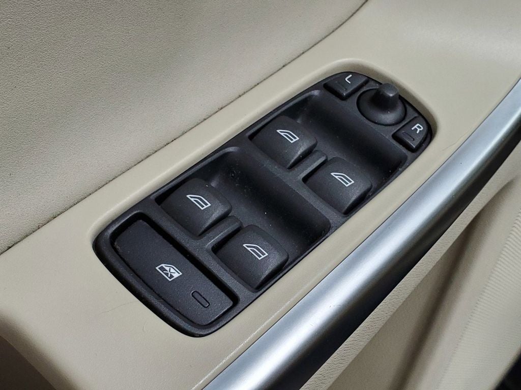 2011 Volvo XC60 3.2 R-Design