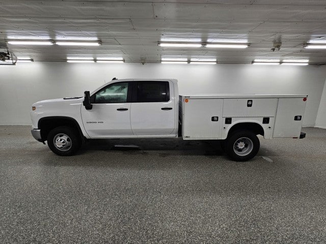 2026 Chevrolet Silverado 3500HD CC Work Truck