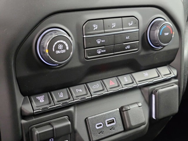 2026 Chevrolet Silverado 2500HD Custom