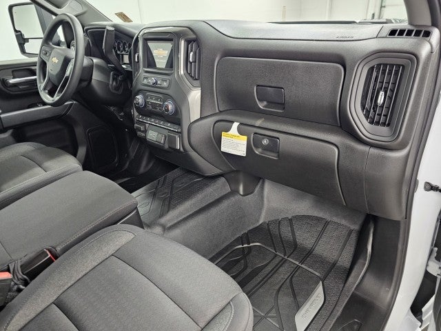 2026 Chevrolet Silverado 2500HD Custom