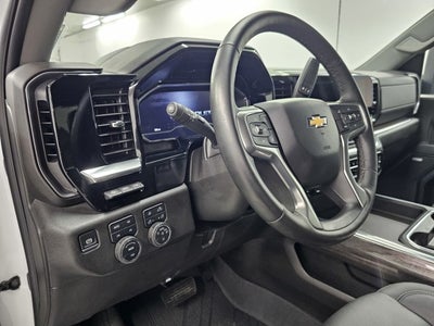 2025 Chevrolet Silverado 3500HD LTZ