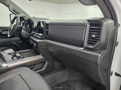 2025 Chevrolet Silverado 3500HD LTZ
