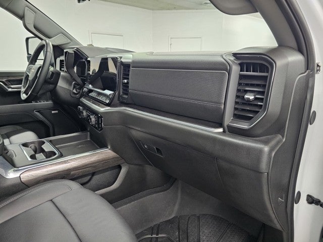 2025 Chevrolet Silverado 3500HD LTZ