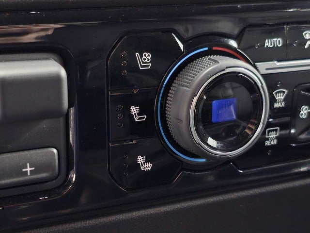 2025 Chevrolet Silverado 3500HD LTZ