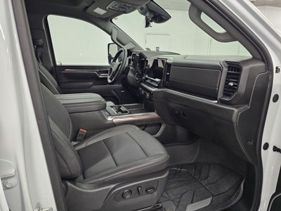 2025 Chevrolet Silverado 3500HD LTZ