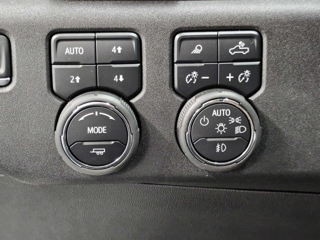 2025 Chevrolet Silverado 3500HD LTZ