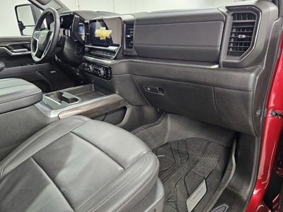 2025 Chevrolet Silverado 3500HD LTZ