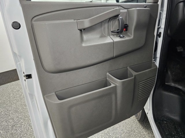 2026 Chevrolet Express Cargo Van Base
