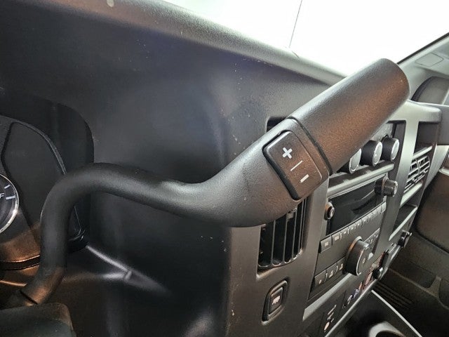 2026 Chevrolet Express Cargo Van Base