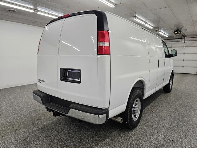 2026 Chevrolet Express Cargo Van Base
