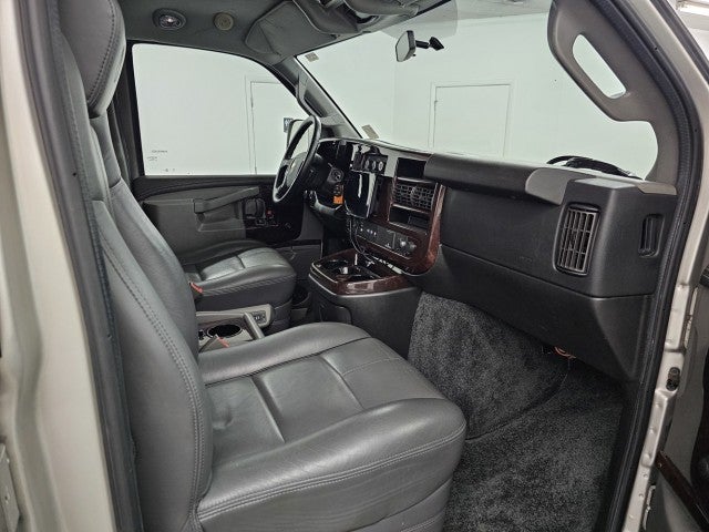 2017 Chevrolet Express Cargo Van Base