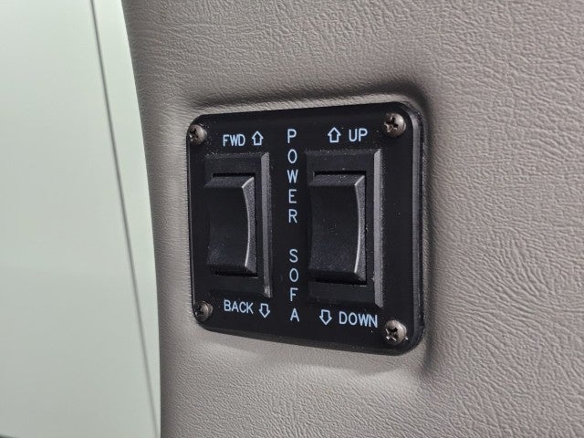 2017 Chevrolet Express Cargo Van Base