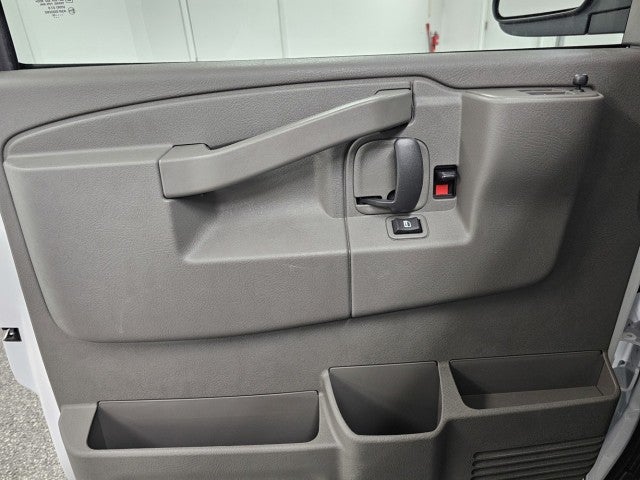 2026 Chevrolet Express Cargo Van Base