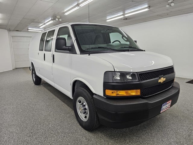 2026 Chevrolet Express Cargo Van Base