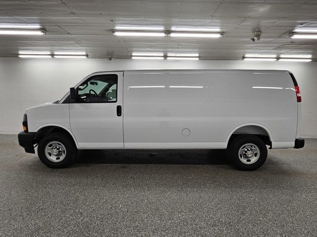 2026 Chevrolet Express Cargo Van Base