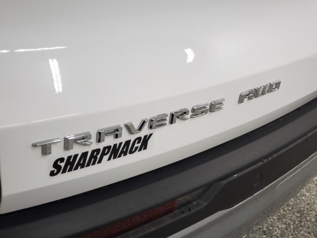 2026 Chevrolet Traverse AWD LT