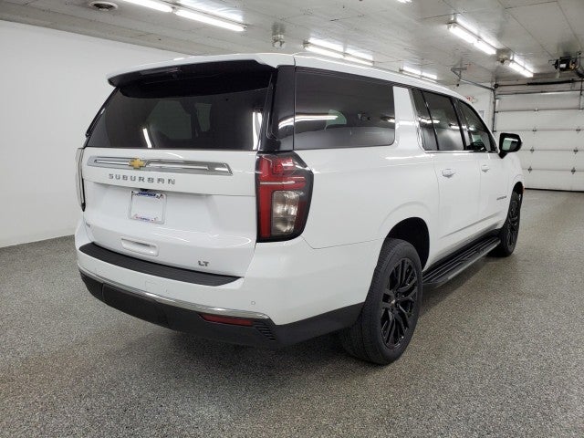 2022 Chevrolet Suburban LT