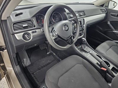 2016 Volkswagen Passat 1.8T S