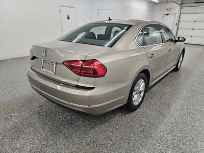 2016 Volkswagen Passat 1.8T S