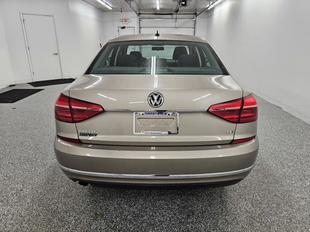 2016 Volkswagen Passat 1.8T S
