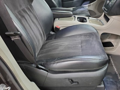 2014 Chrysler Town & Country Touring-L 30th Anniversary