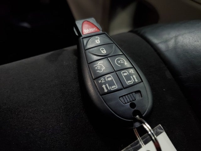 2014 Chrysler Town & Country Touring-L 30th Anniversary