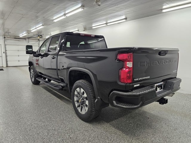 2026 Chevrolet Silverado 2500HD Custom
