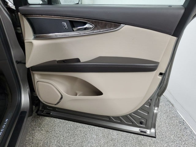 2016 Lincoln MKX Select