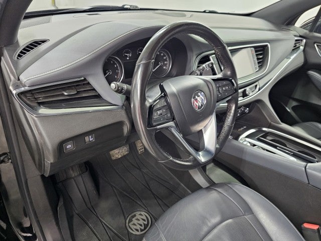 2022 Buick Enclave Essence