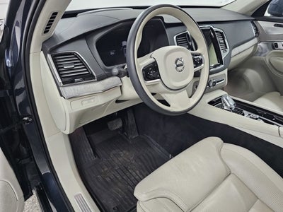 2025 Volvo XC90 Plug-In Hybrid Ultra